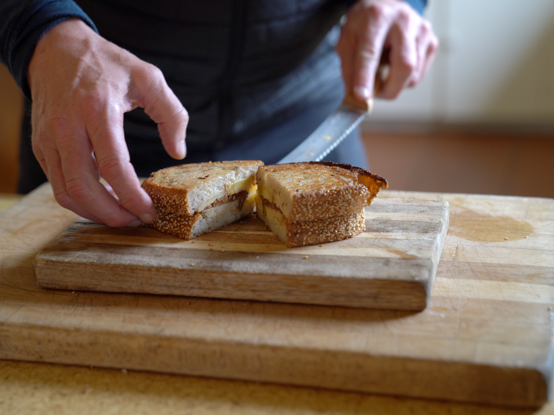 Grilled Cheese Sandwich Recipe (VIDEO) 